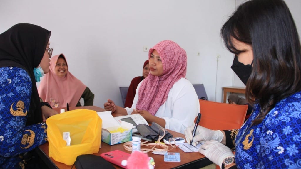 Keeping Health, Keeping Hope: Medical Check-Up with Pisangan Health Center (Puskesmas Pisangan)